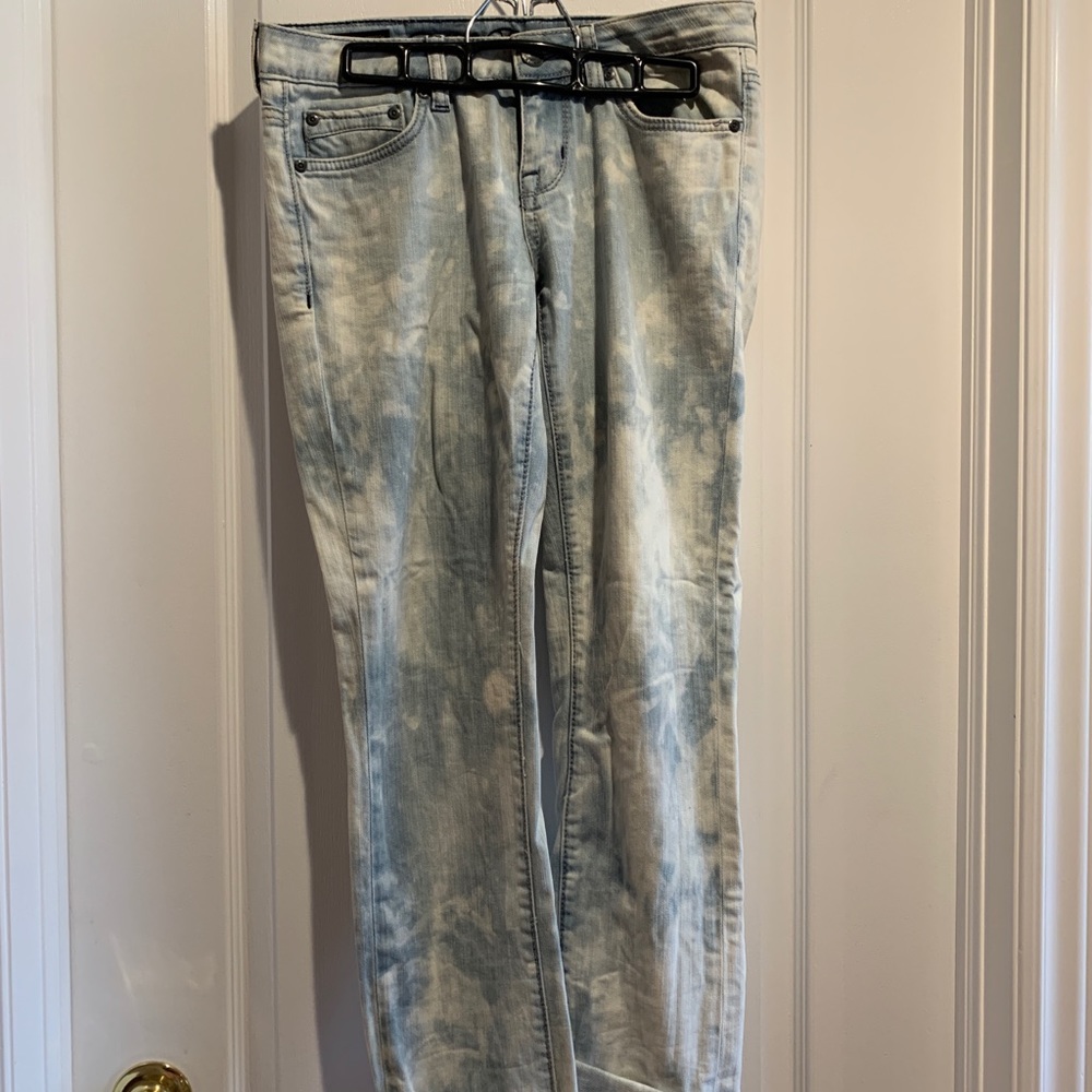 Buffalo Faded Jeans - straight cut boyfriend style
